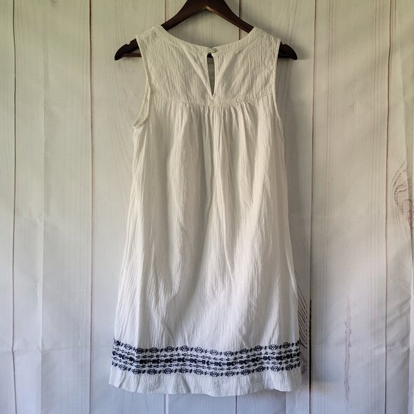 BeachLunchLounge Mini Sun Dress, XS, White, Lined Casual Beach/Summer Dress, EUC - Picture 3 of 8